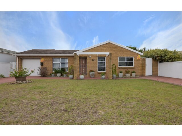 <!--[if BLOCK]><![endif]--> 12  Bow Bend, Blouberg Sands, Milnerton <!--[if ENDBLOCK]><![endif]-->
